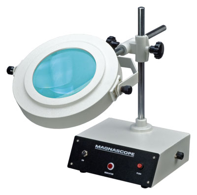 Illuminated Magnifier